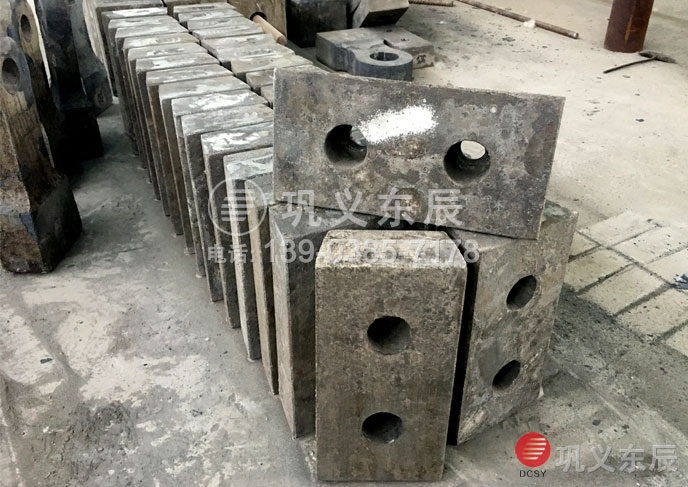 打砂機(jī)錘頭哪種好用高鉻材料錘頭